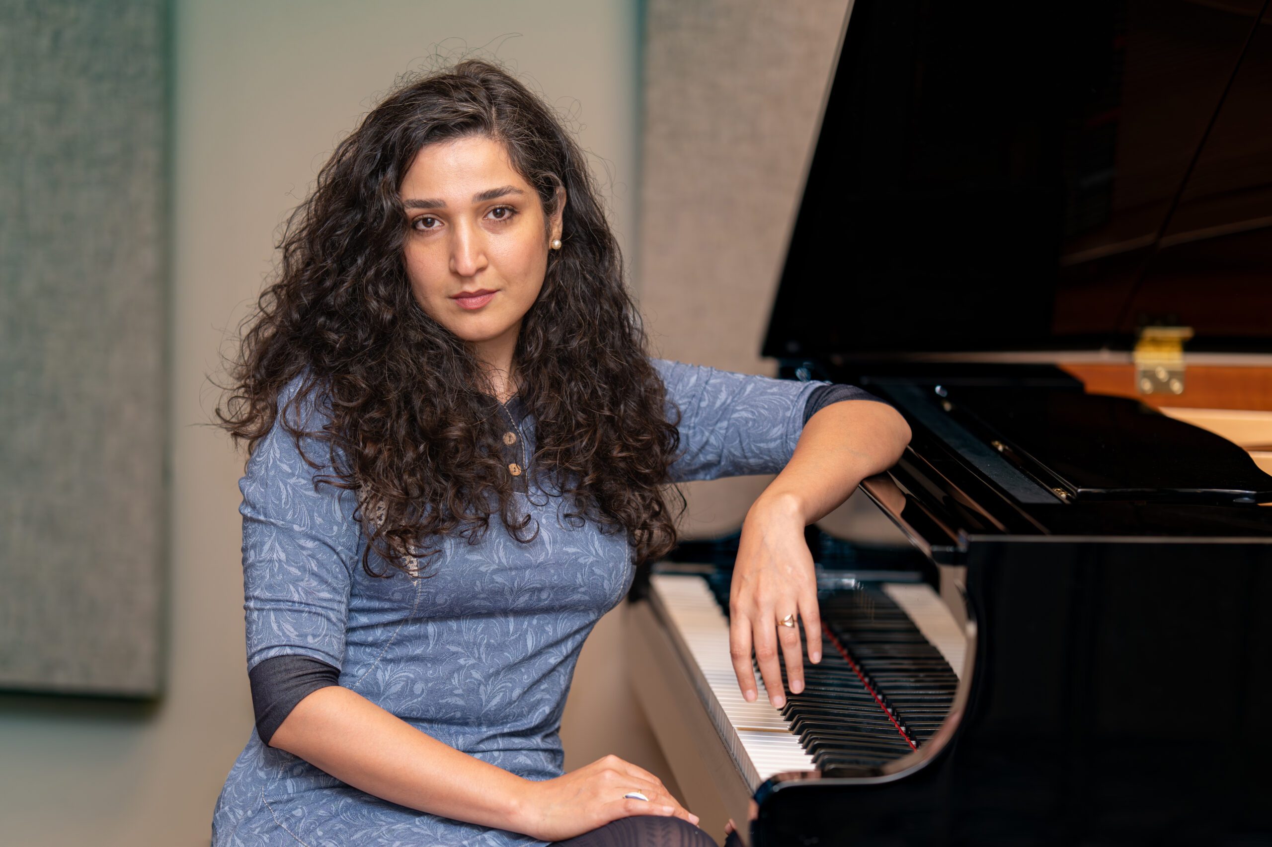 Nina Barzegar